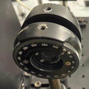 Lamina di ritardo ottica a quarti di lunghezza d’onda.