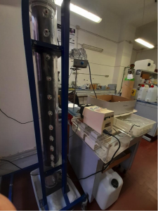 Set di reattori in colonna con temporizzazione
