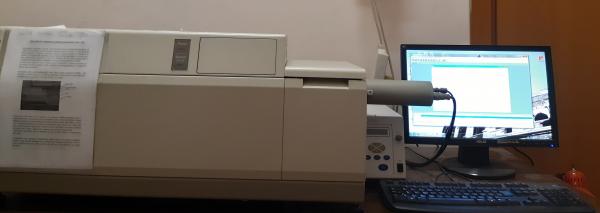  spettropolarimetro JASCO J715 con sistema di termostatazione Peltier