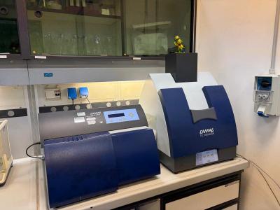 Lampada UV e scanner densitometrico Lampada UV e scanner densitometrico